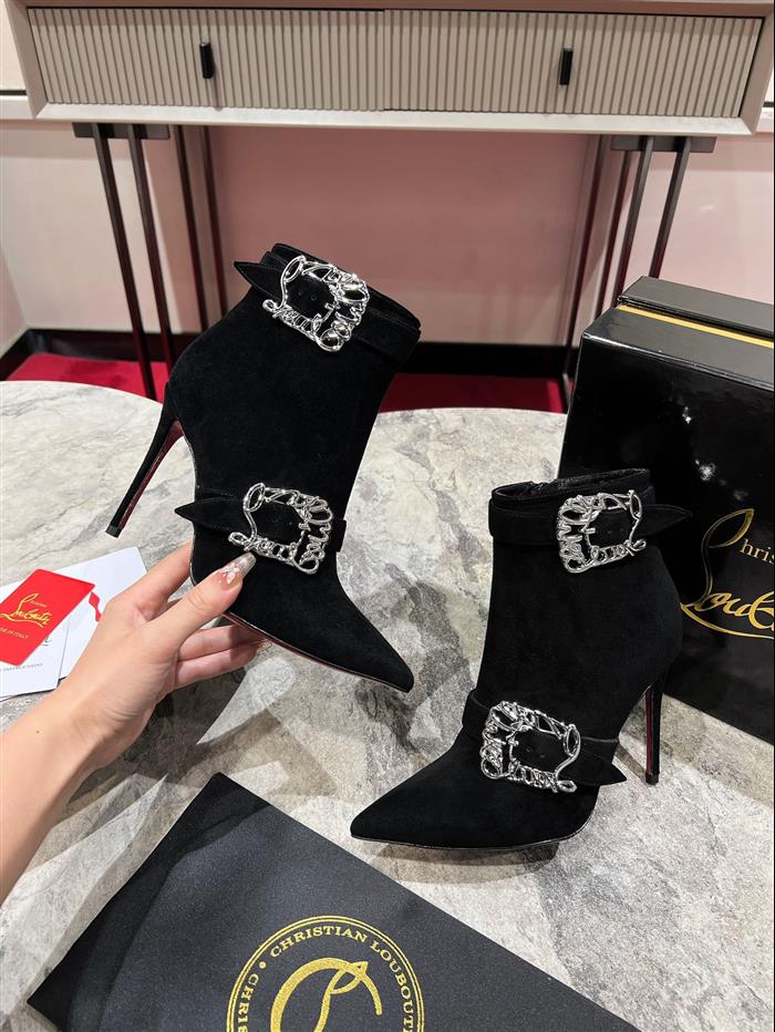 20251128173147891 390